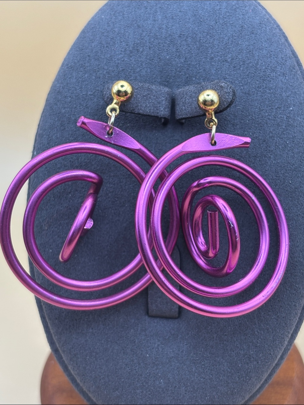 Bold Fuchsia Geometric Spiral Drop Earrings - Unbranded‎